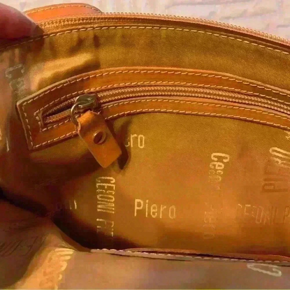 Ceoni Piero Shoulder Handbag Genuine Leather Trim Floral Design. - Picture 6 of 10